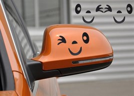 Göz Kırpan Emoji Model Araba Çıkartması Sticker
